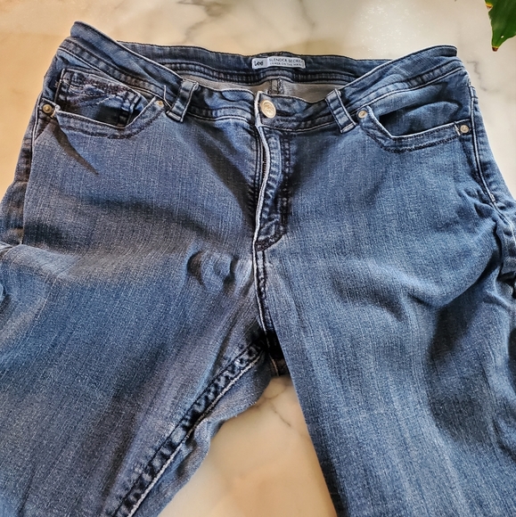 Lee Slender Secret Jeans - Picture 9 of 15